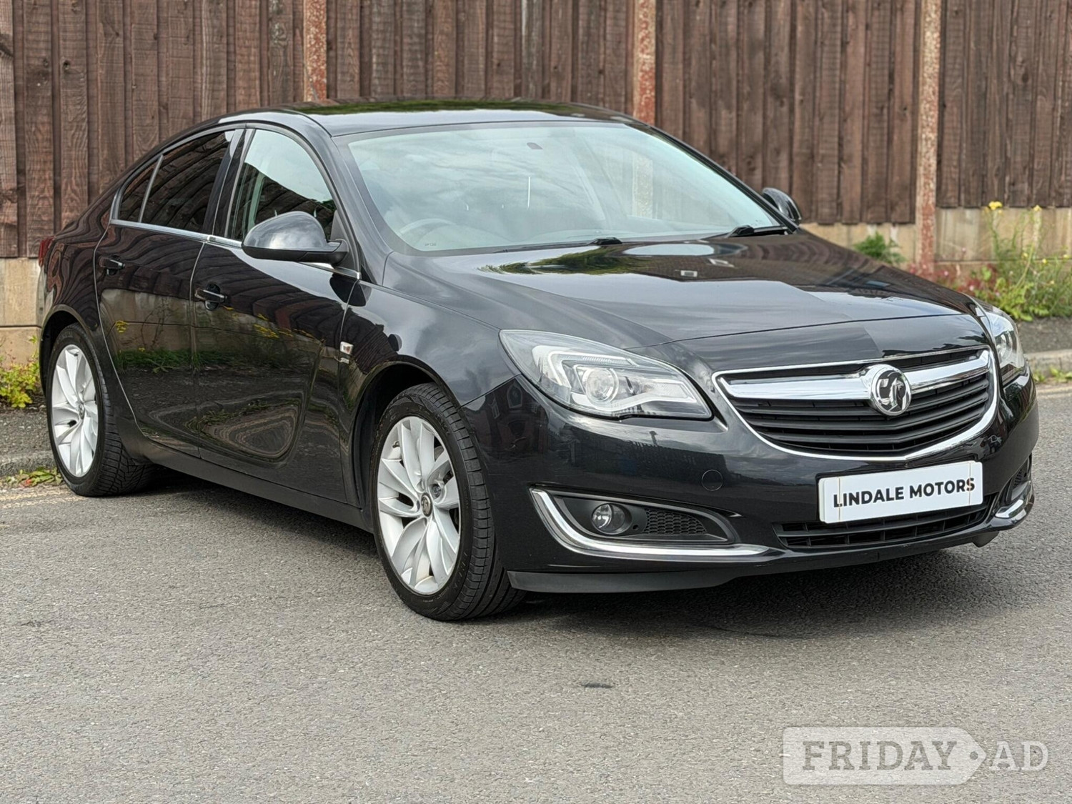Vauxhall Insignia Oldham