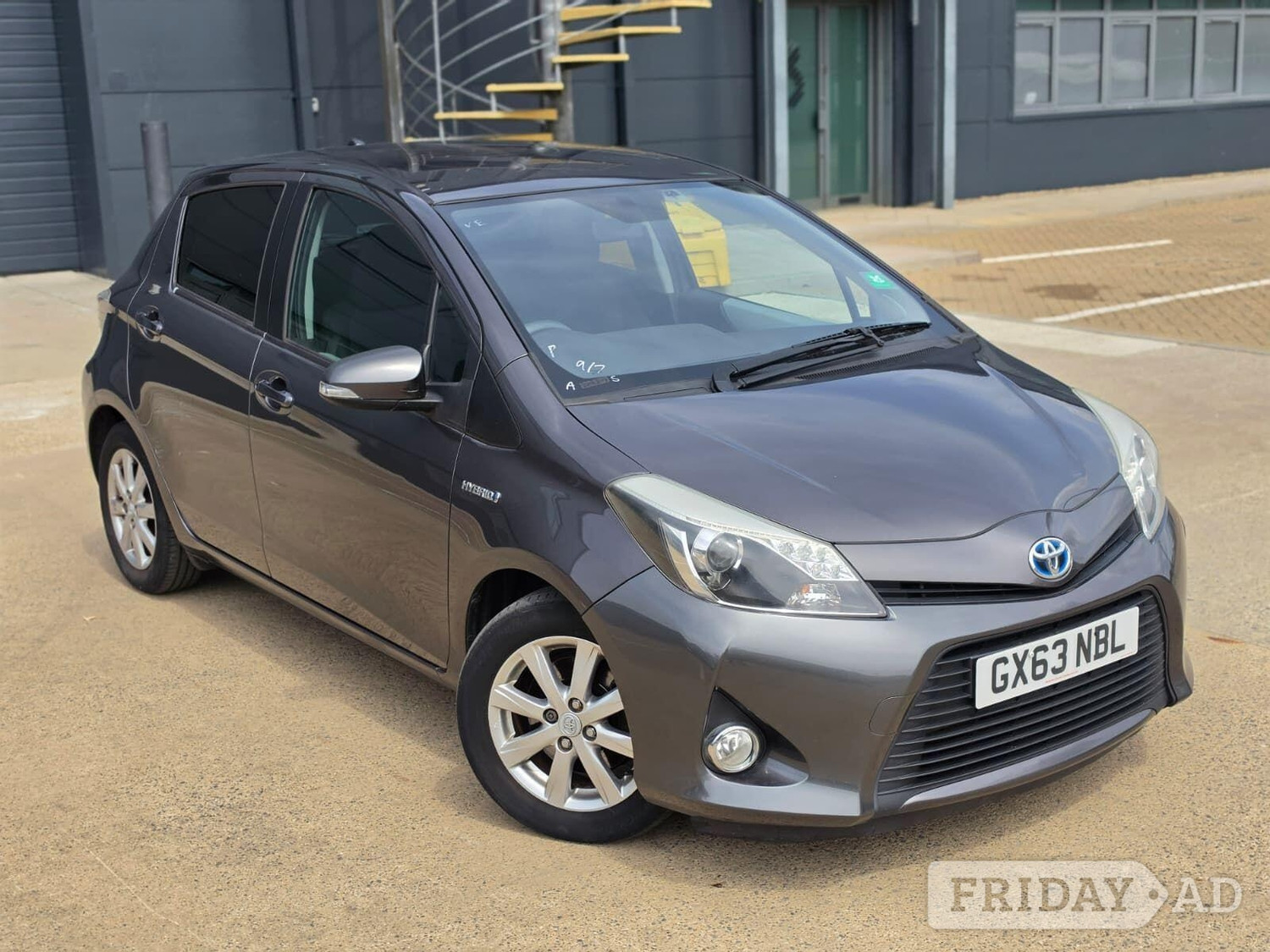 Toyota Yaris 2013 in Slough