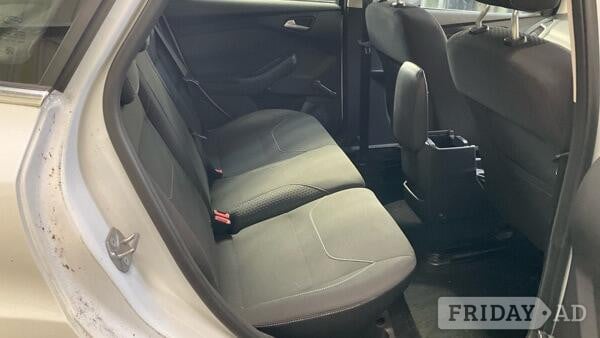[ berth ]Ford Focus