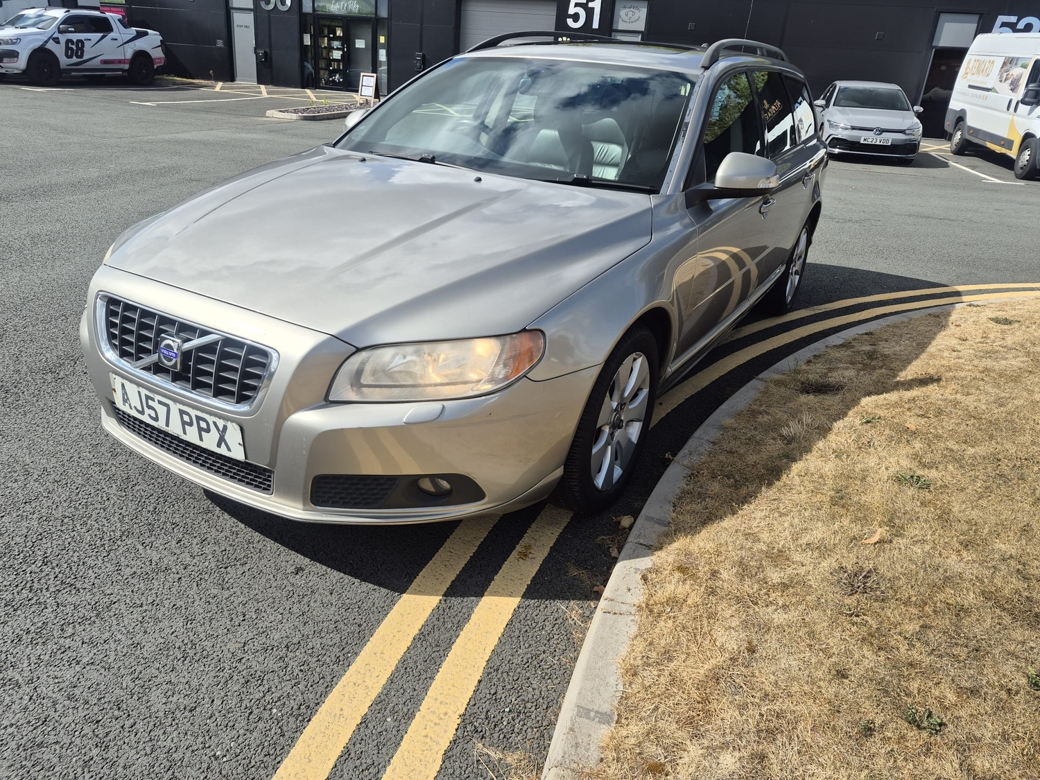 Volvo V70 2007 - Cars