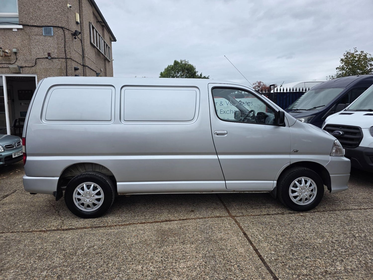 Toyota HiAce Hounslow