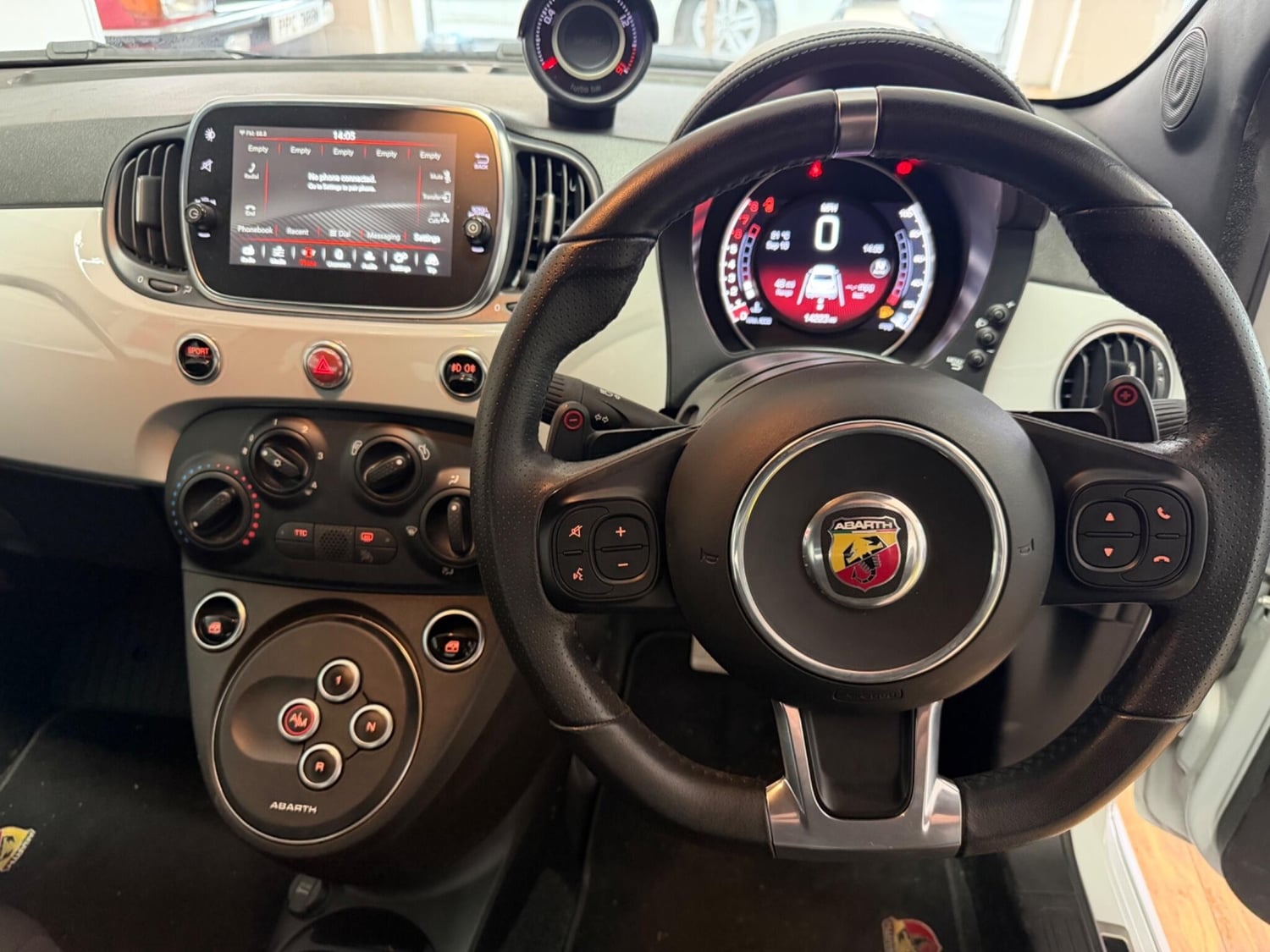 Abarth 595 2022 - Cars