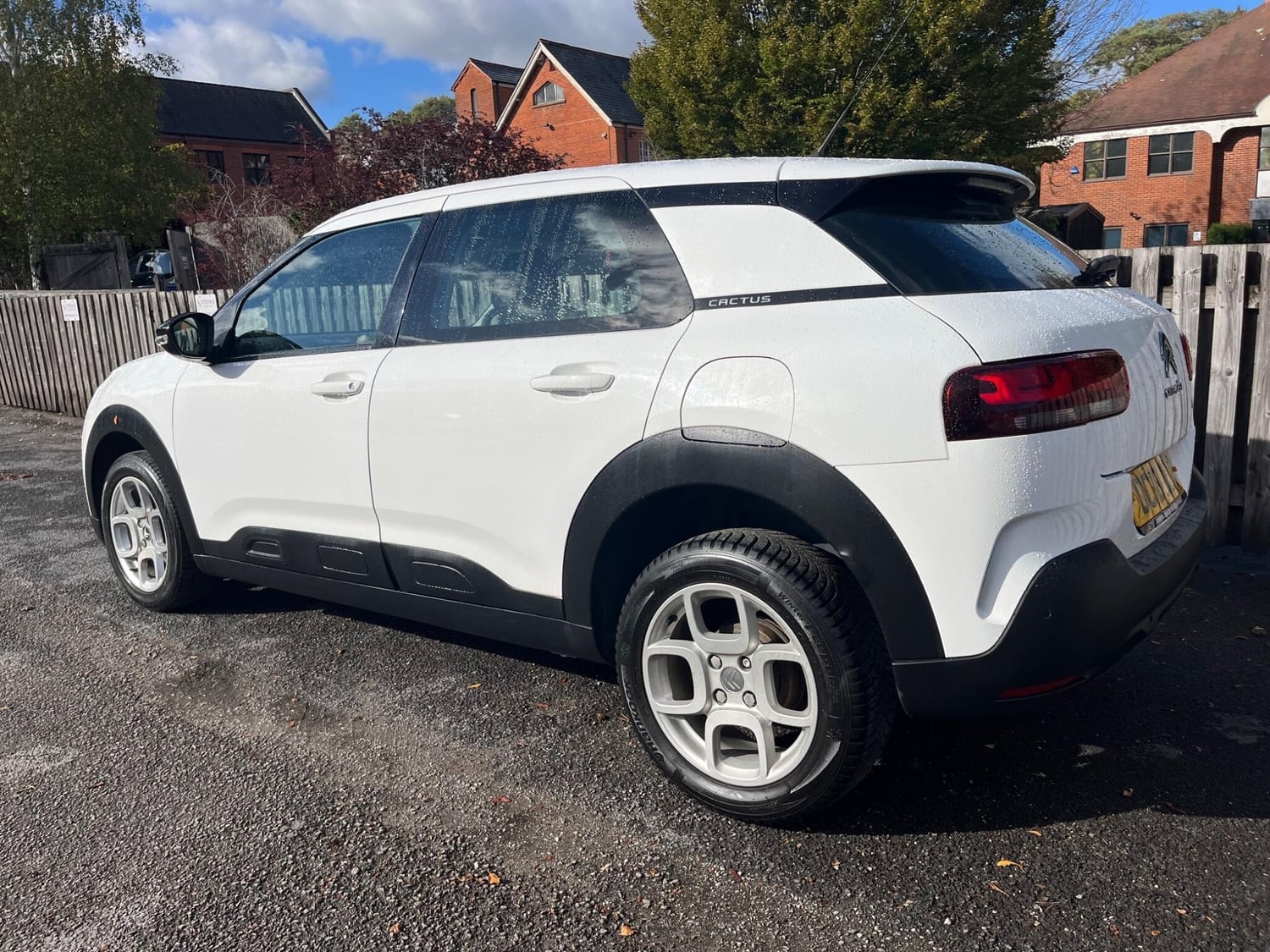 [ berth ]Citroen C4 Cactus