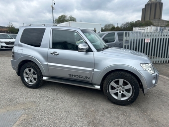 Mitsubishi Shogun 2010