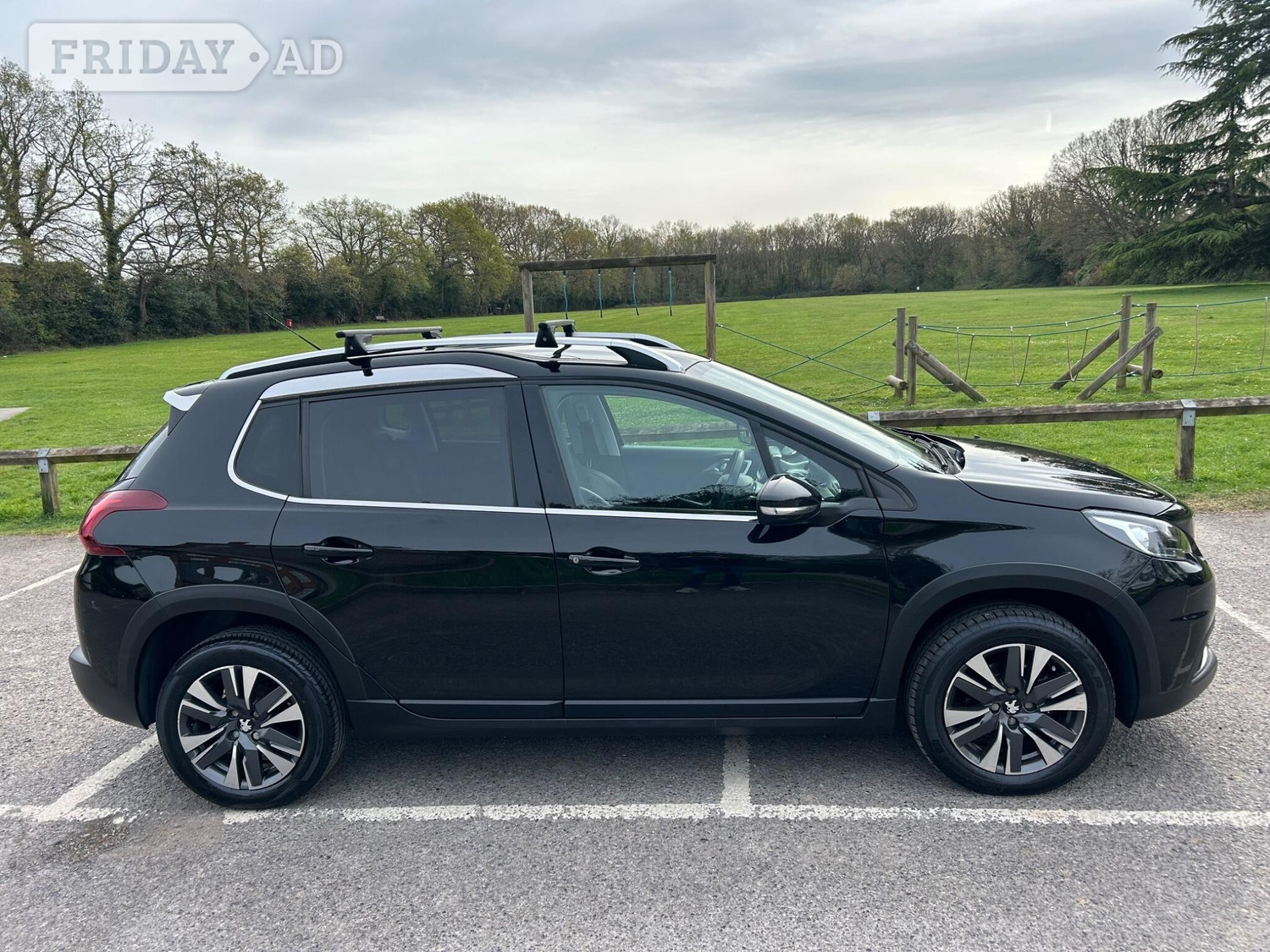 [ berth ]Peugeot 2008
