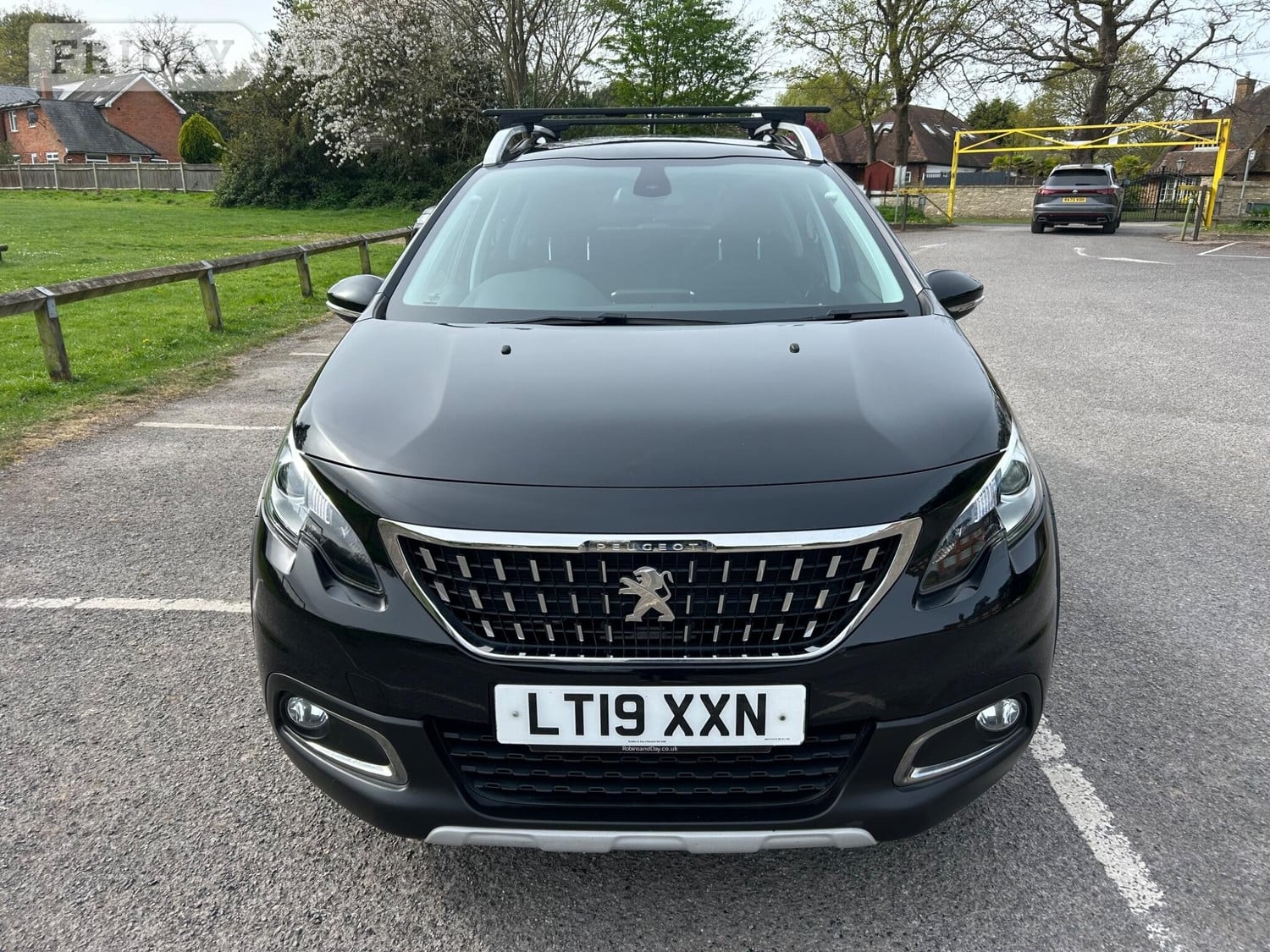 Peugeot 2008 2019 - Cars
