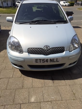 Toyota Yaris 2005