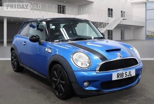 Mini Hatch 2008 in Slough