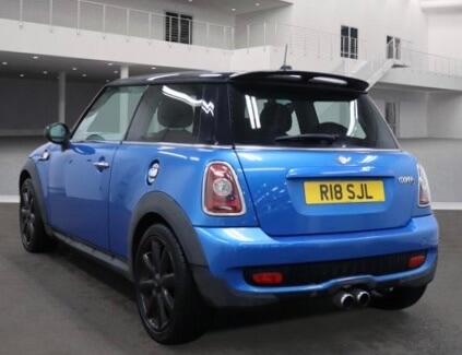 Mini Hatch 2008 - Cars in Slough