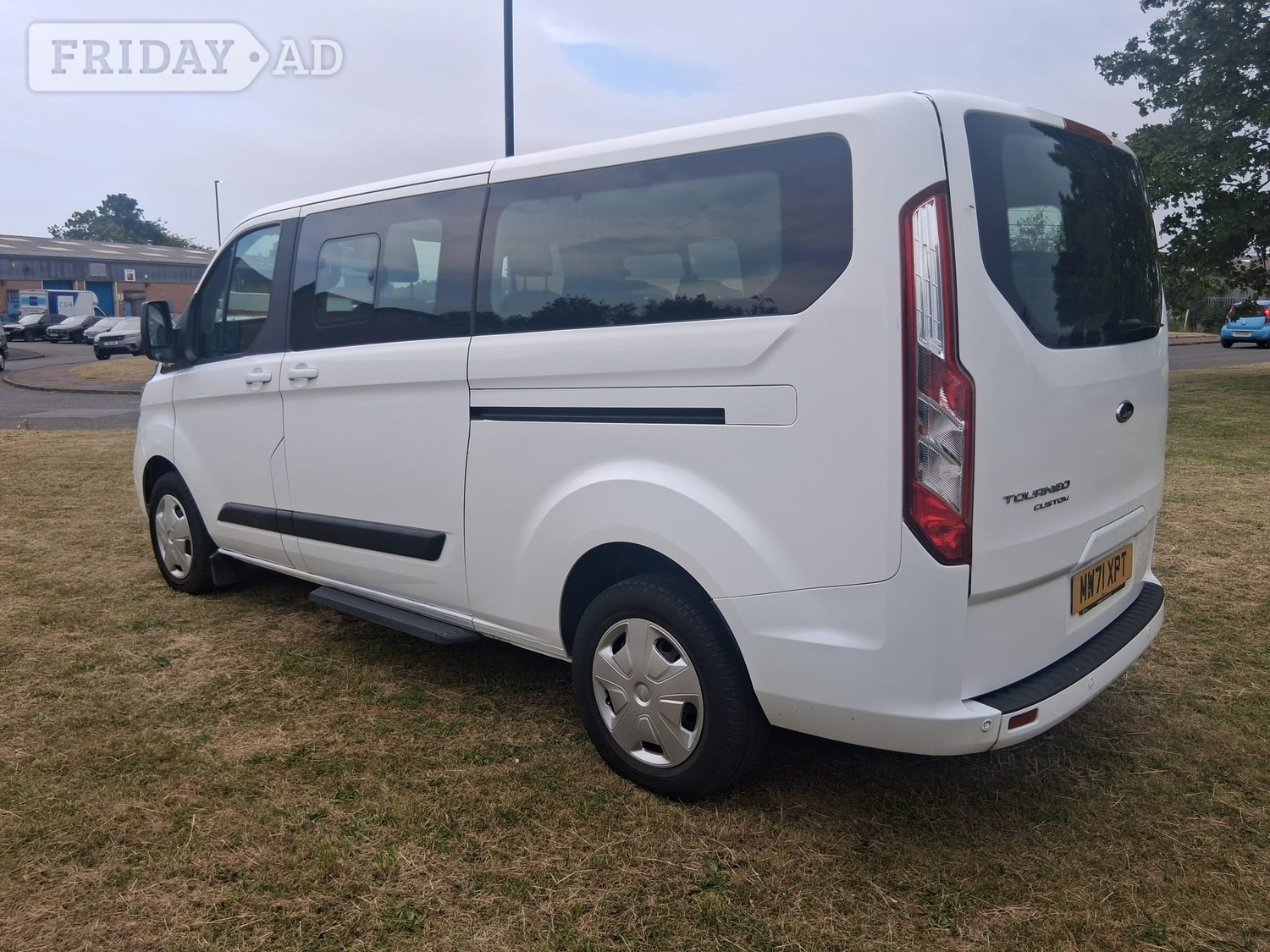 [ berth ]Ford Tourneo Custom