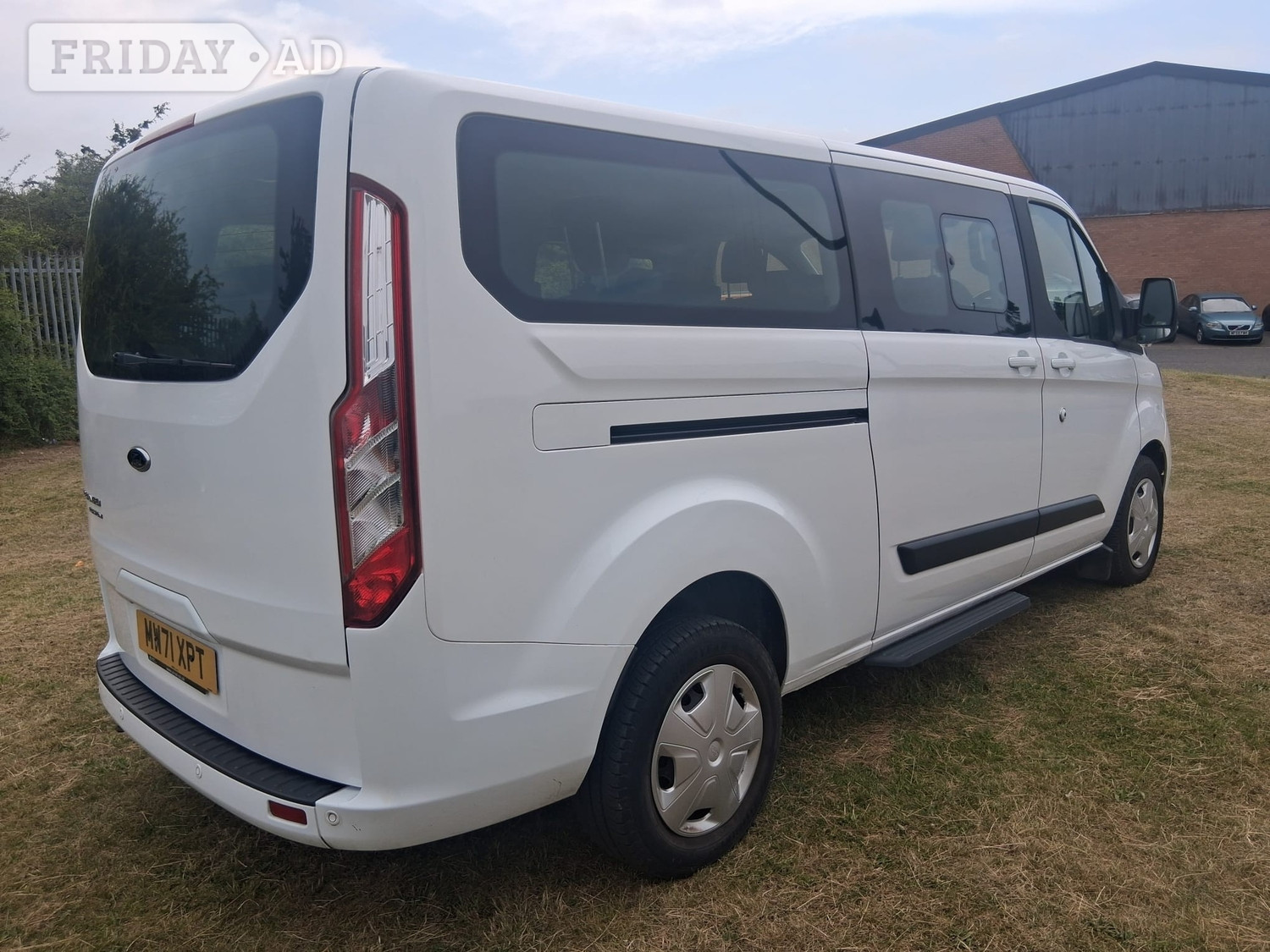 Ford Tourneo Custom 2022 - Vans & Commercial Vehicles