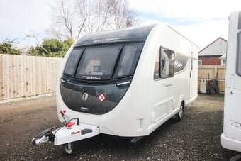 Swift Challenger Hi-Style 480 2020