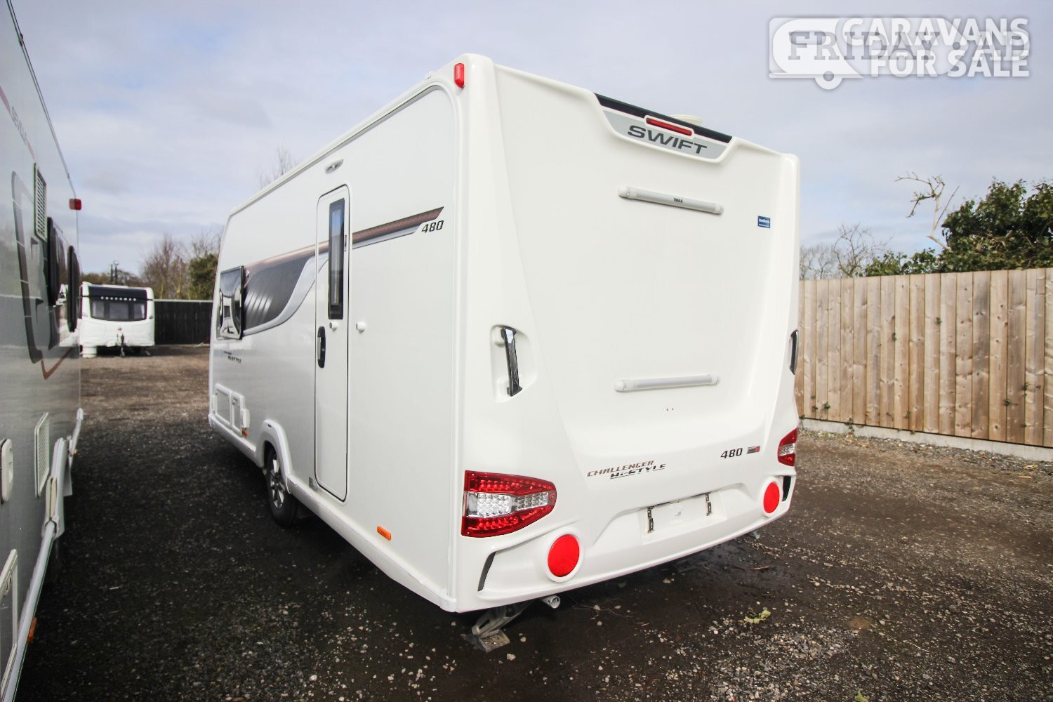 [ berth ]Swift Challenger Hi-Style 480