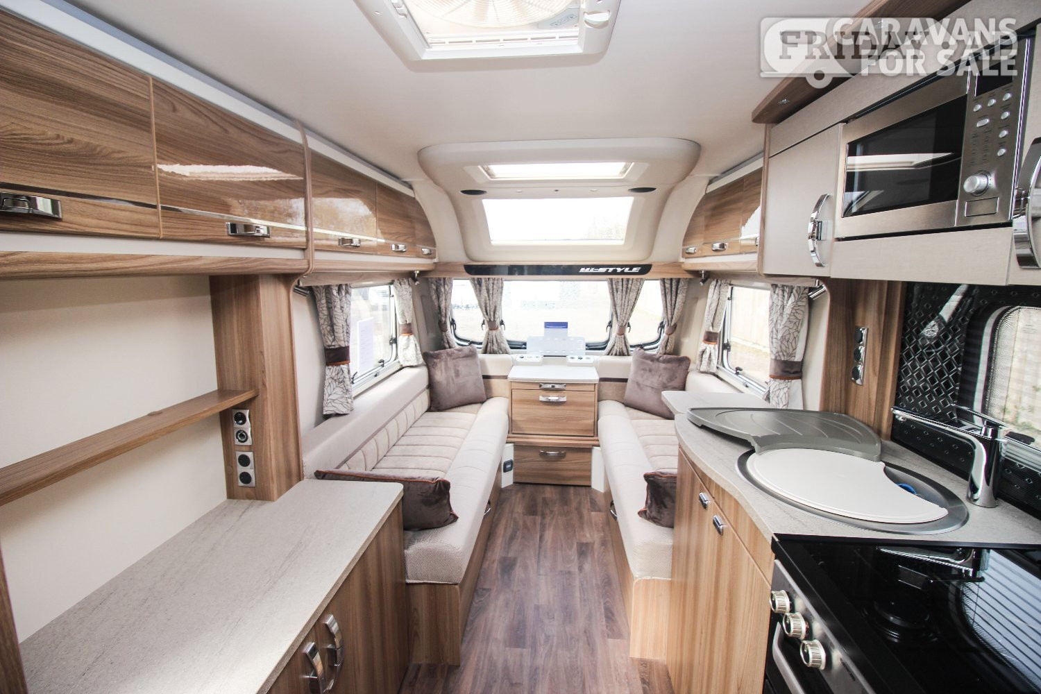Swift Challenger Hi-Style 480 2020 - Motorhomes & Caravans in Routh
