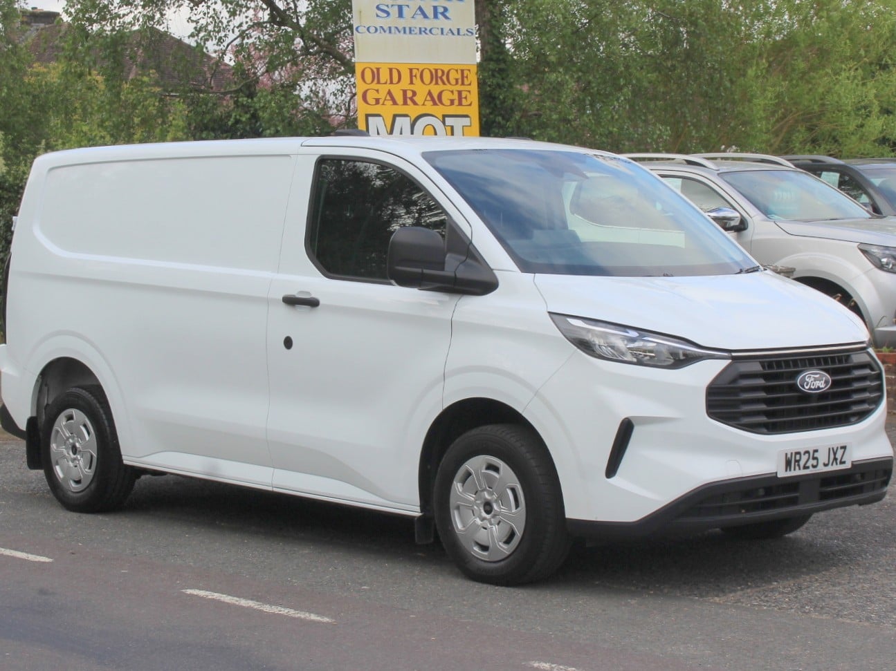 Ford Transit Custom Hassocks