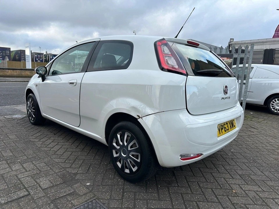 [ berth ]Fiat Punto