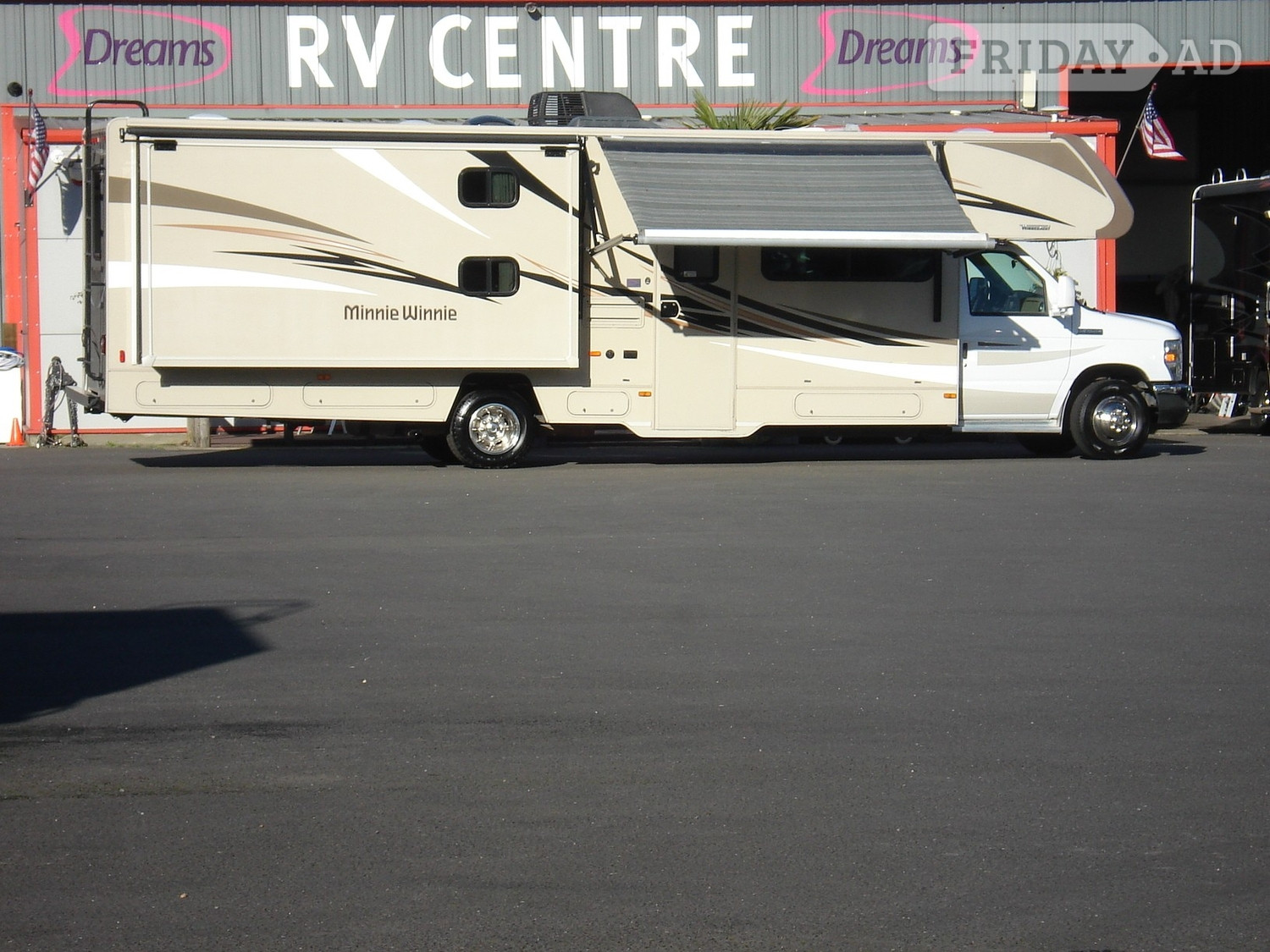 Winnebago Minnie Winnie 31B 2017 in Bicester