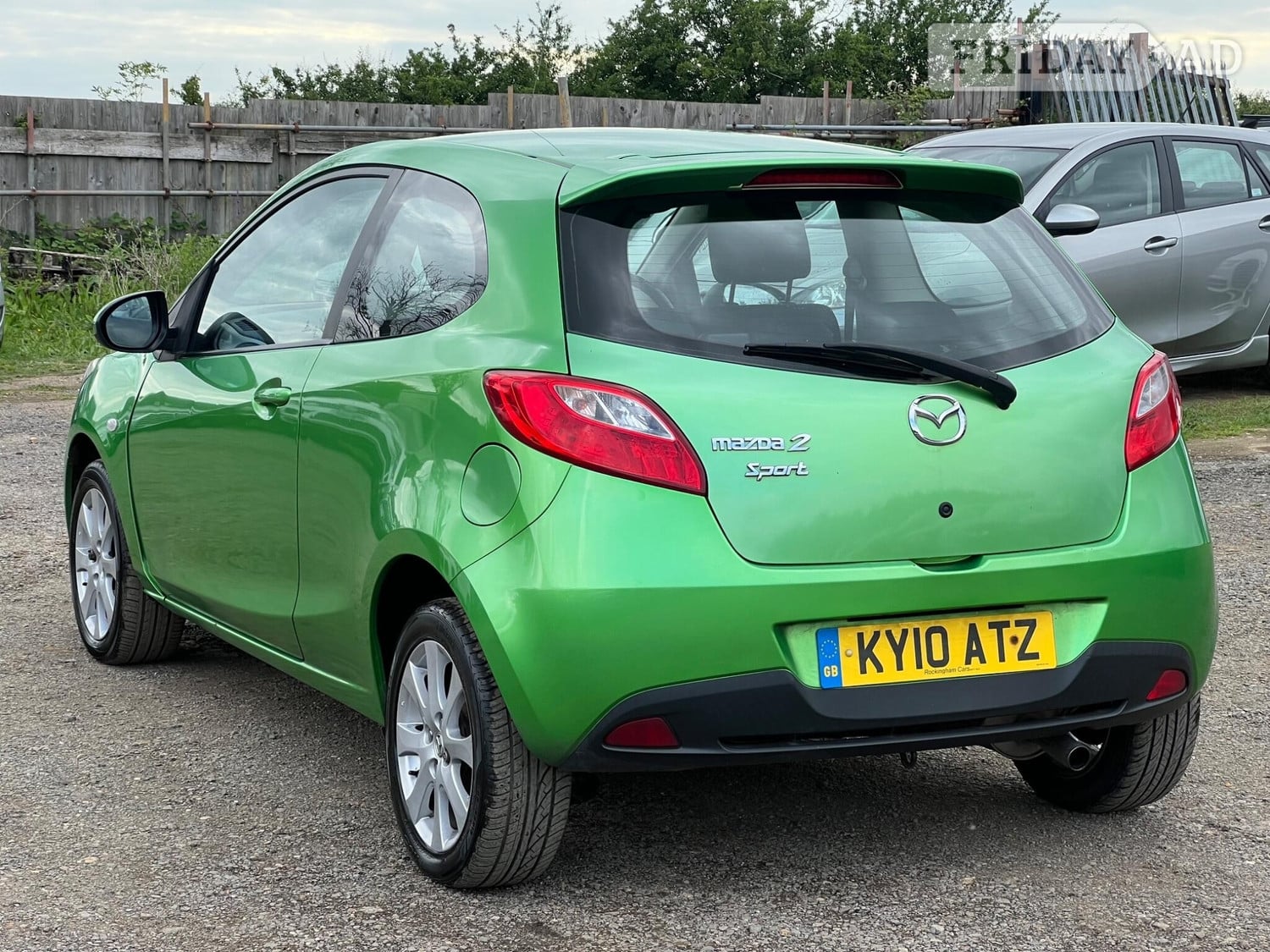 Mazda Mazda2 2010 - Cars