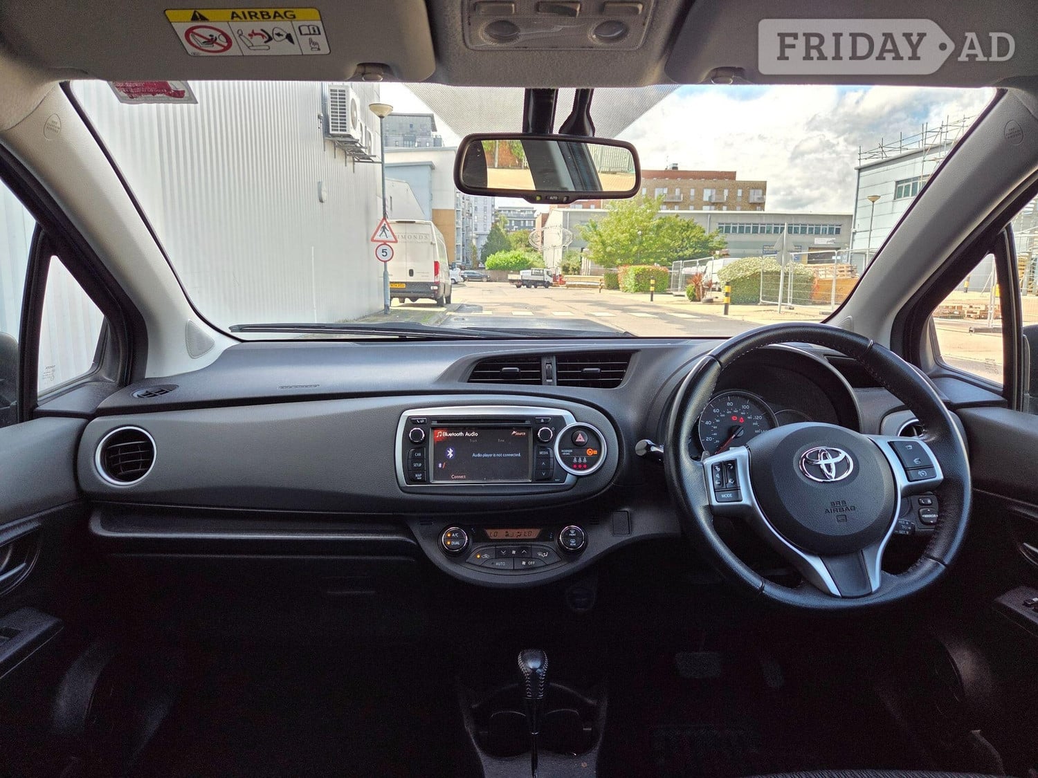 Toyota Yaris 2014 - Cars in Slough