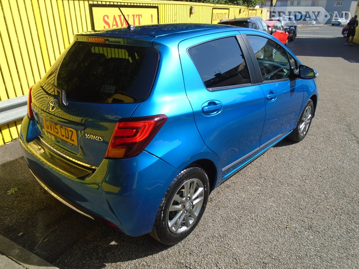 Toyota Yaris 2015 - Cars