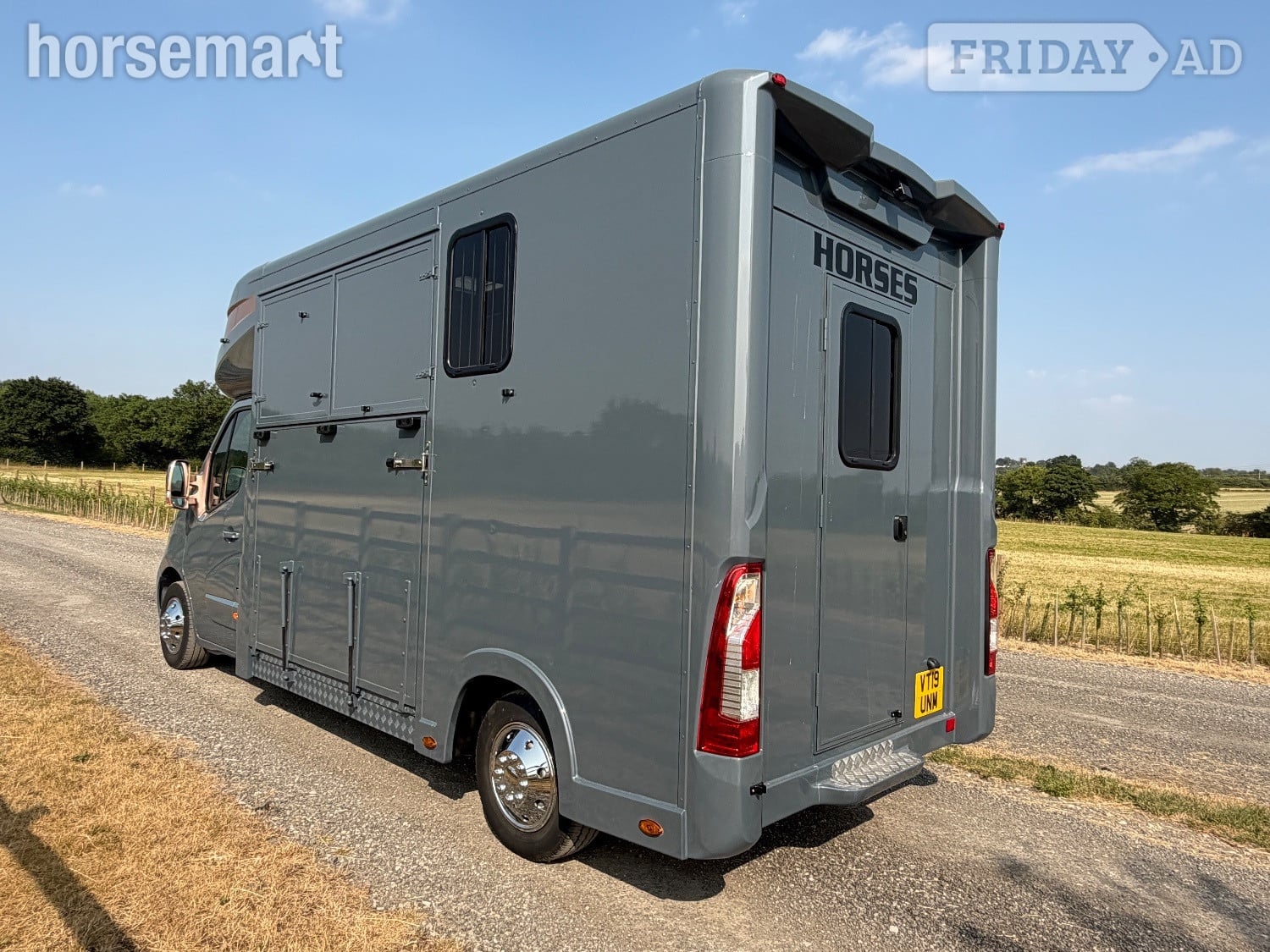 [ berth ]Equi Taxi 