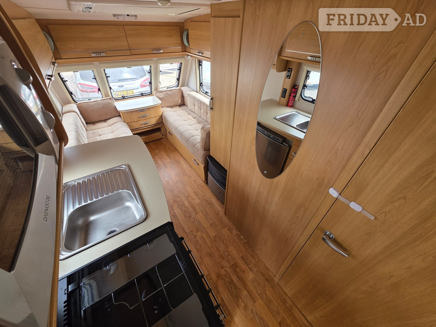 Lunar Quasar 2010 - Motorhomes & Caravans