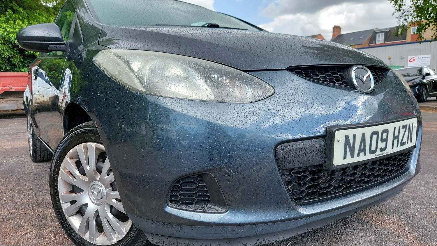 [ berth ]Mazda Mazda2