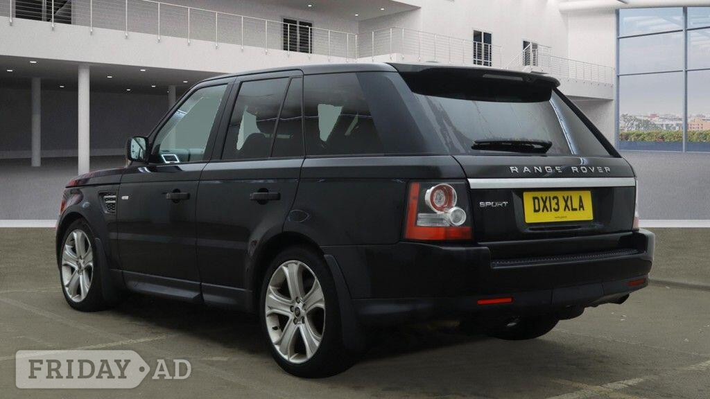 [ berth ]Land Rover Range Rover Sport