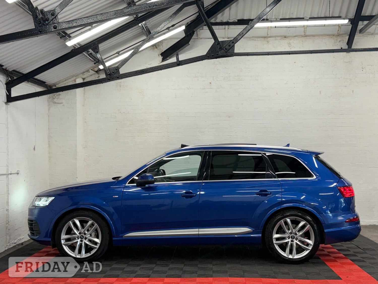 [ berth ]Audi Q7