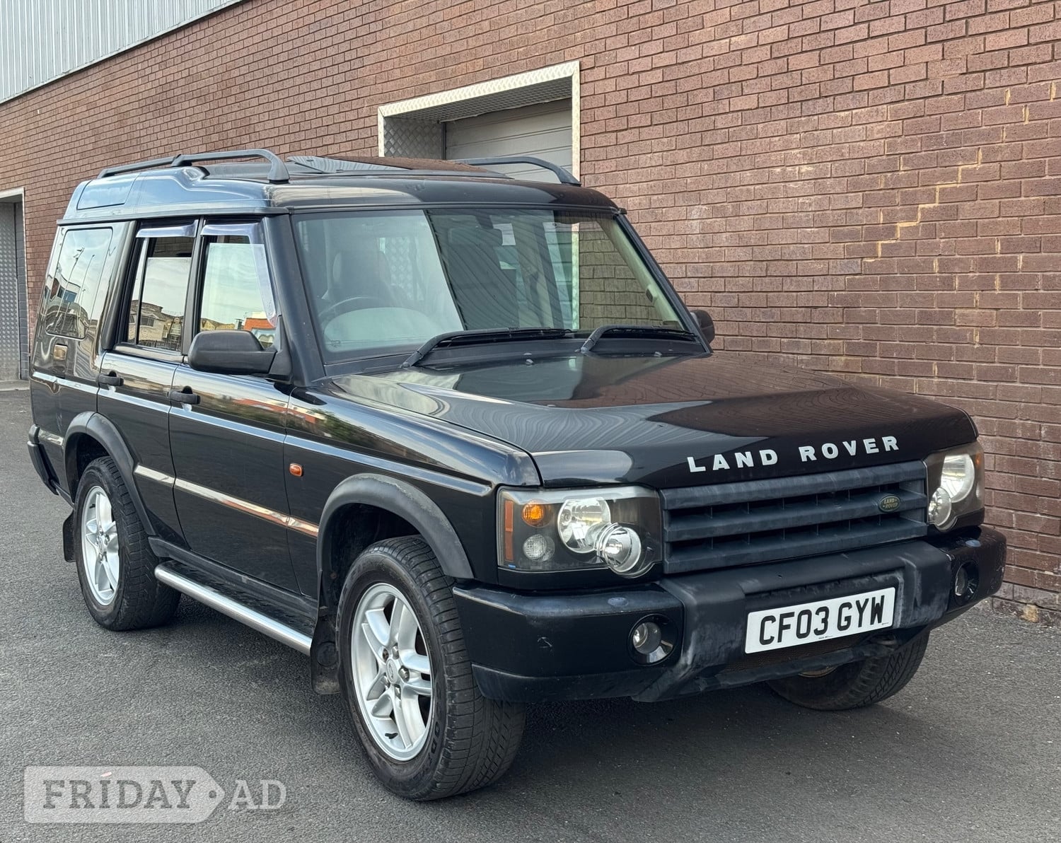 Land Rover Discovery Ashford
