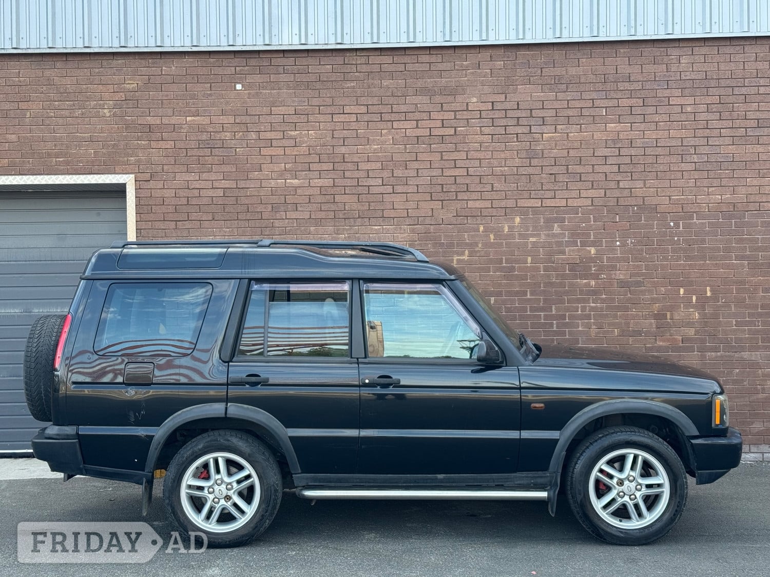 Land Rover Discovery 2003 - Cars in Ashford