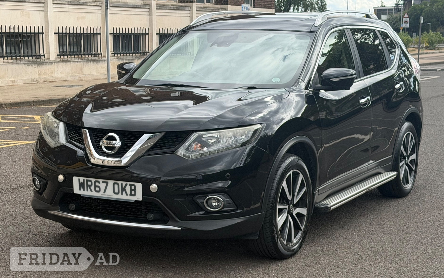 Nissan X-Trail Barking