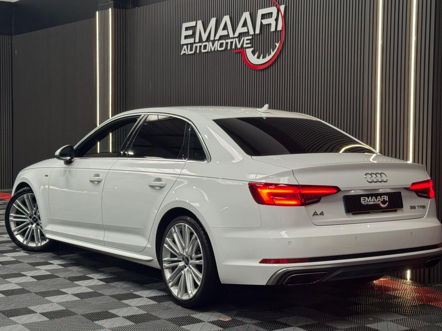 Audi A4 2019 - Cars in Lambeth