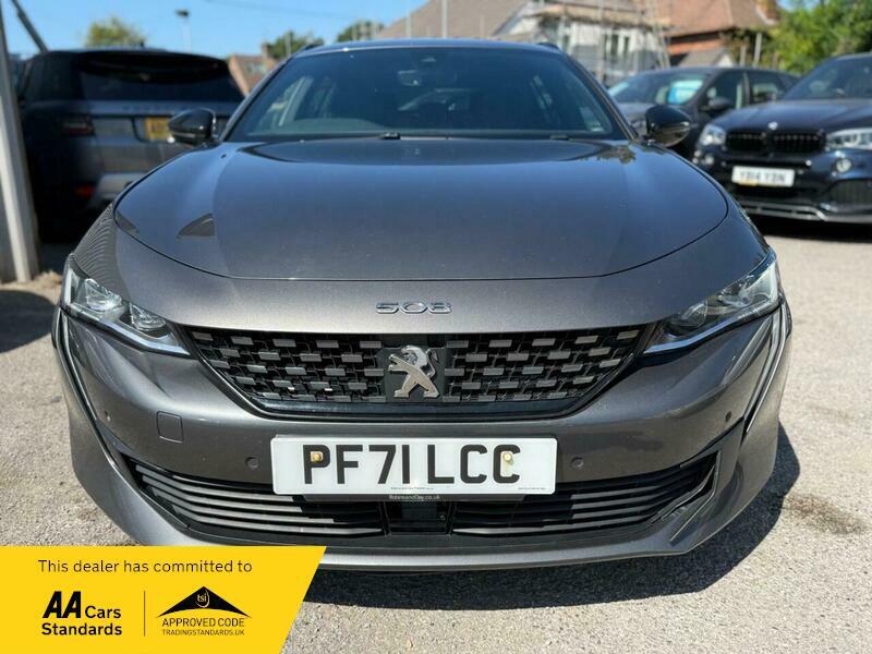 Peugeot 508 SW Crawley