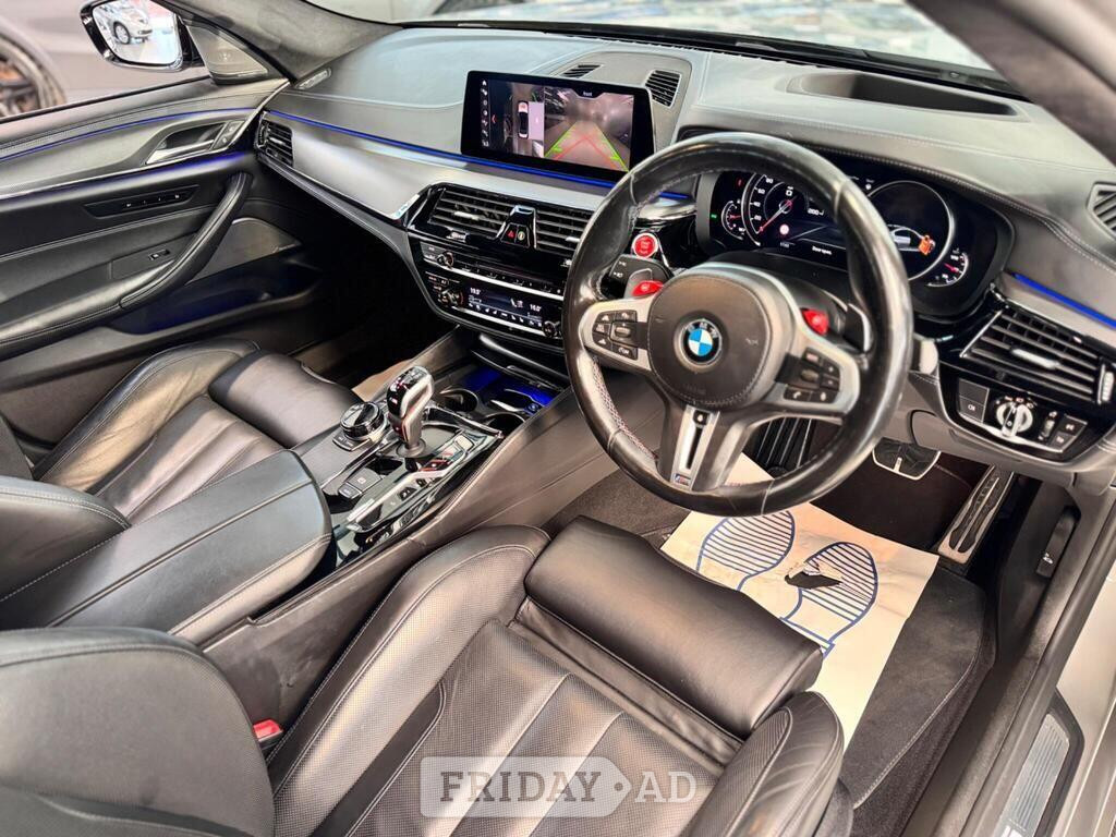 [ berth ]BMW M5