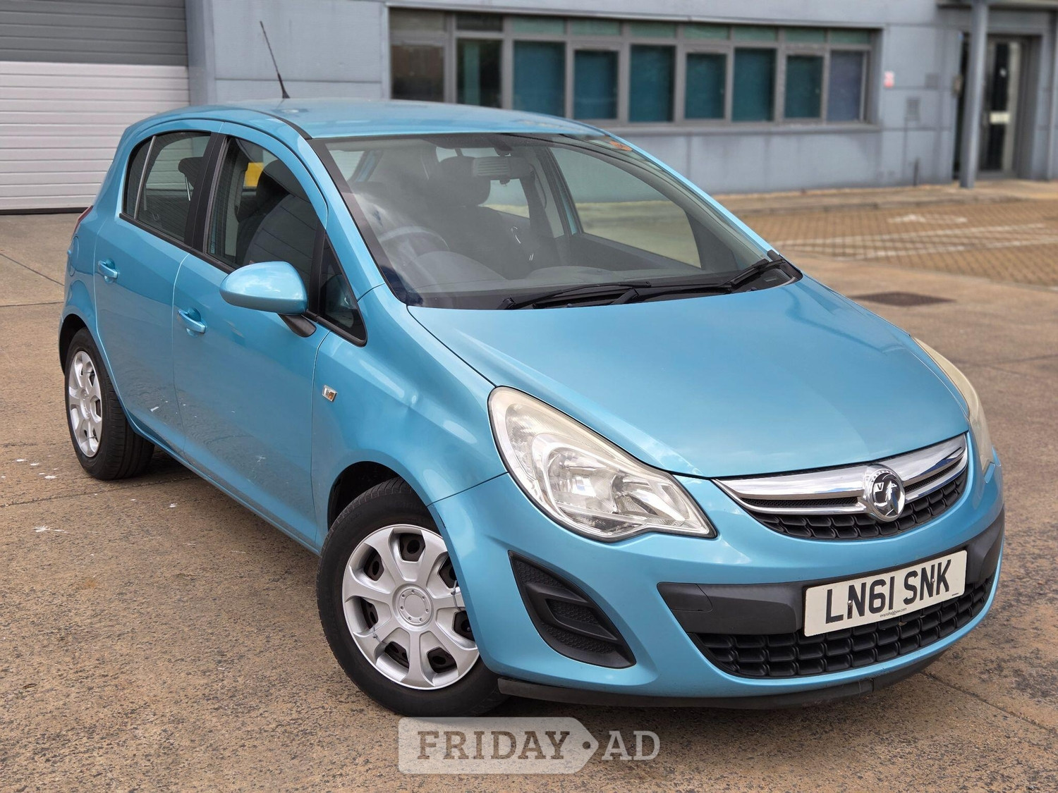 Vauxhall Corsa 2011 in Slough