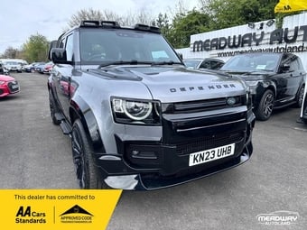 Land Rover Defender 110 2023