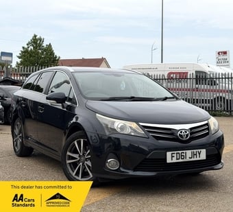 Toyota Avensis 2011