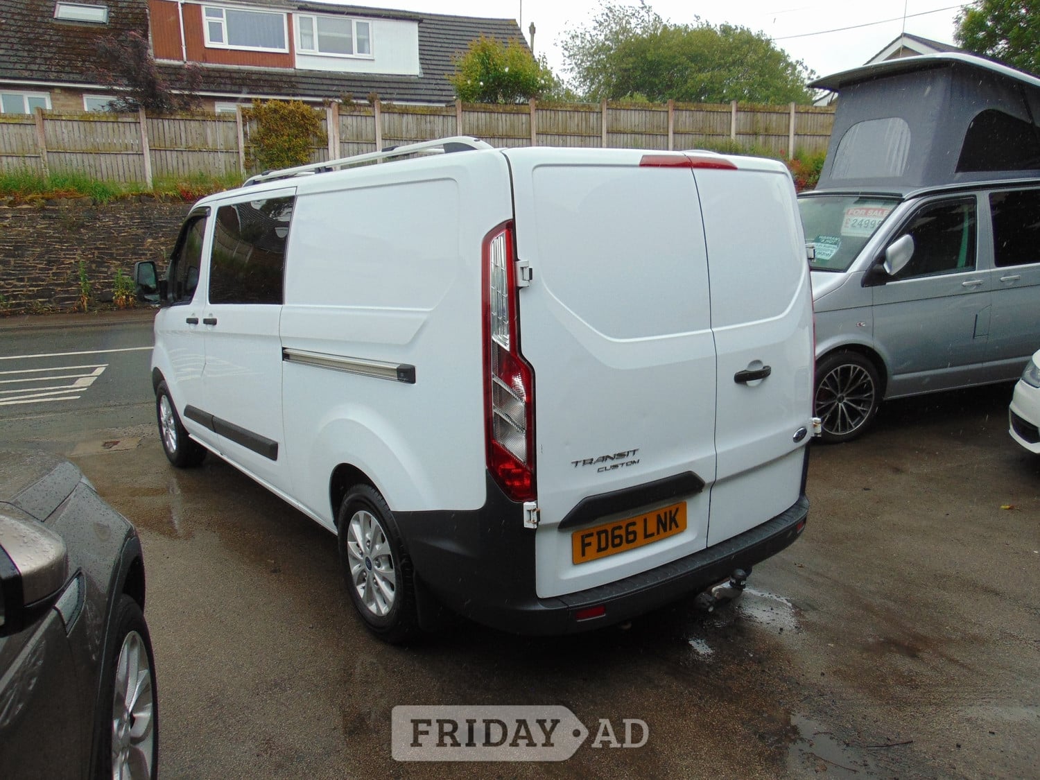 [ berth ]Ford Transit Custom