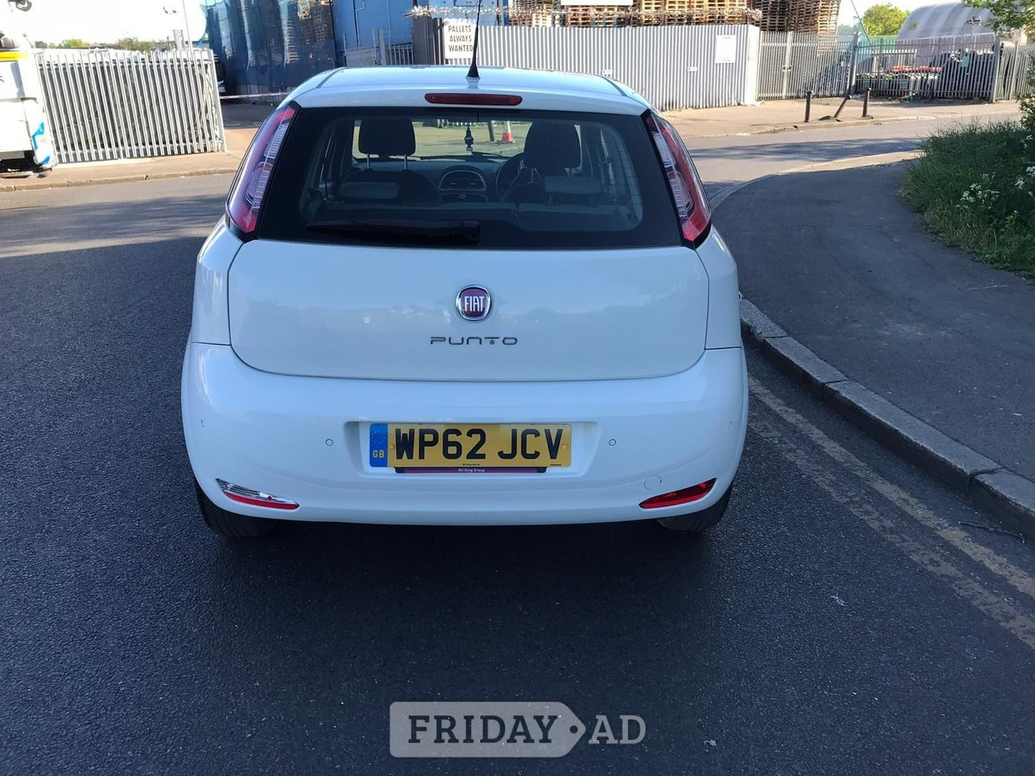 Fiat Punto 2012 - Cars