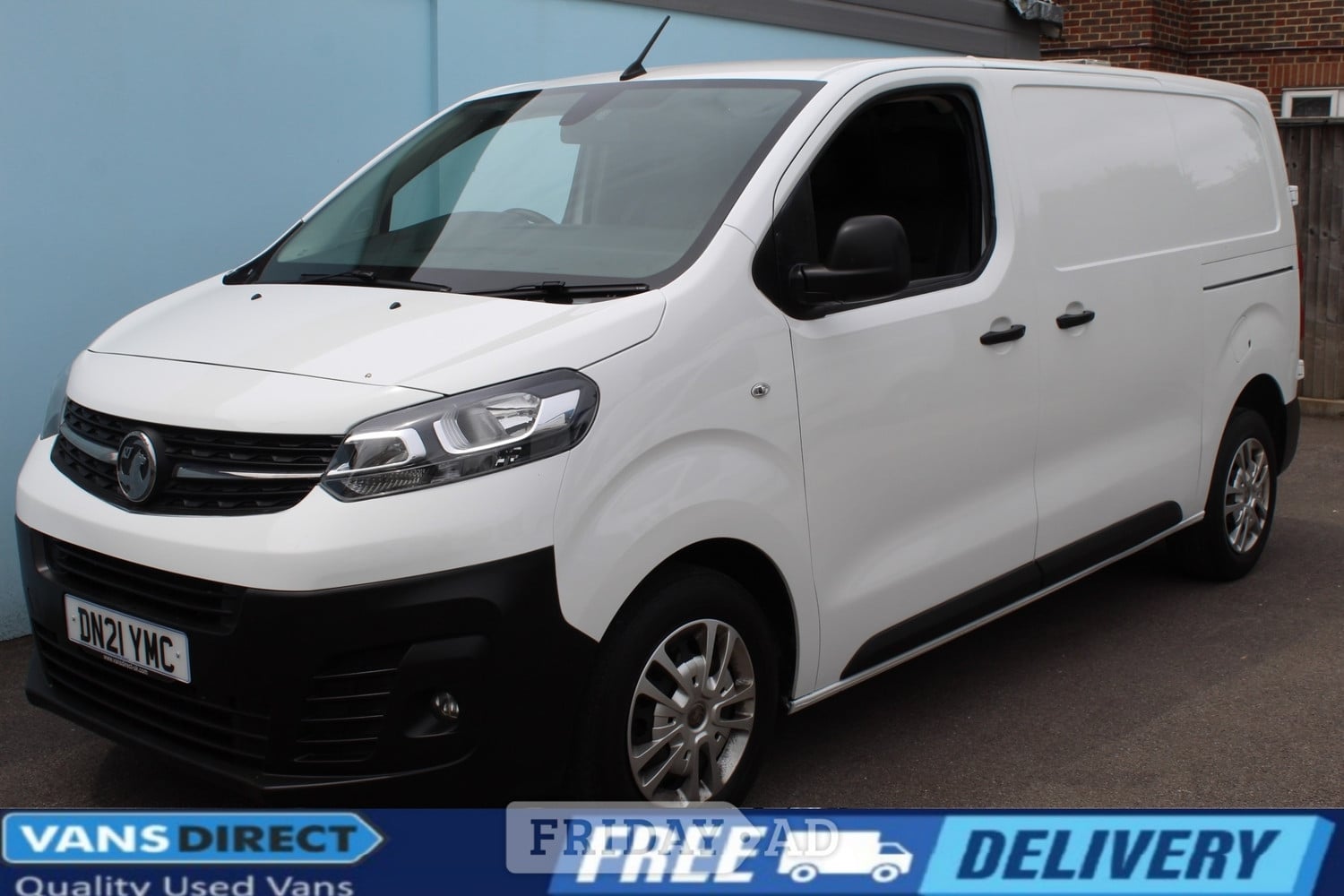 Vauxhall Vivaro 2021 in Southampton