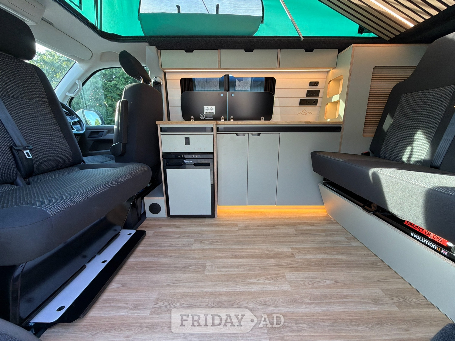 Volkswagen Transporter 2023 - Motorhomes & Caravans in Paignton
