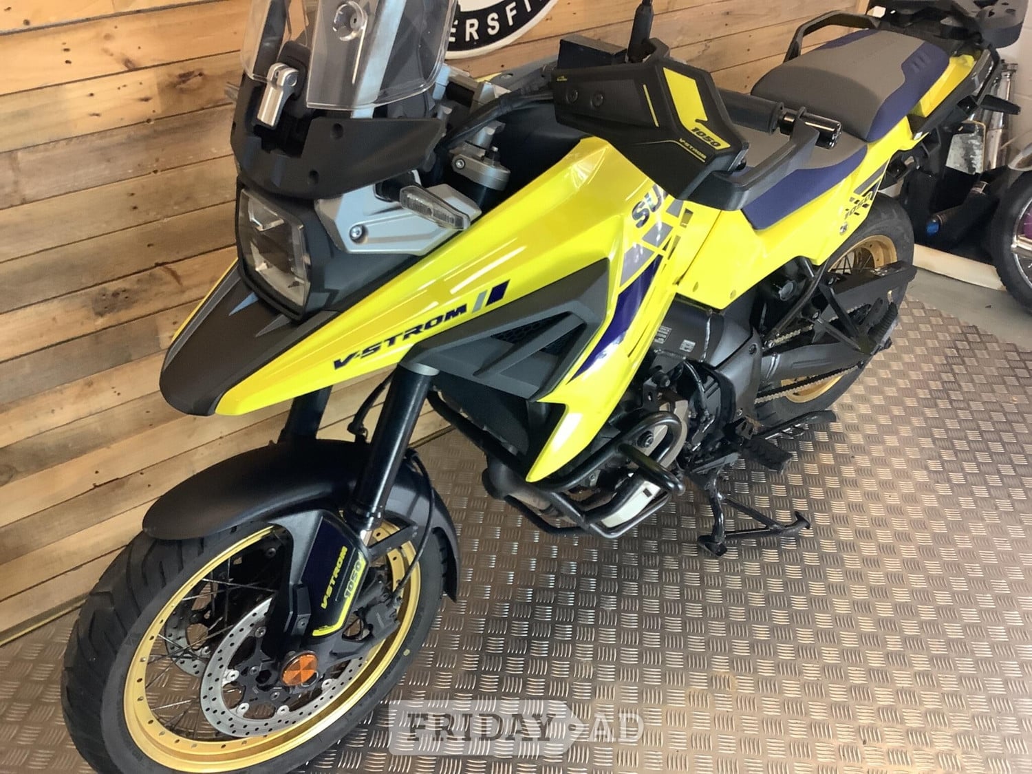 [ berth ]Suzuki V-Strom