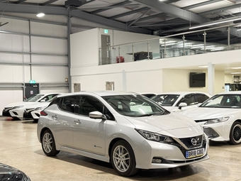 Nissan LEAF 2018