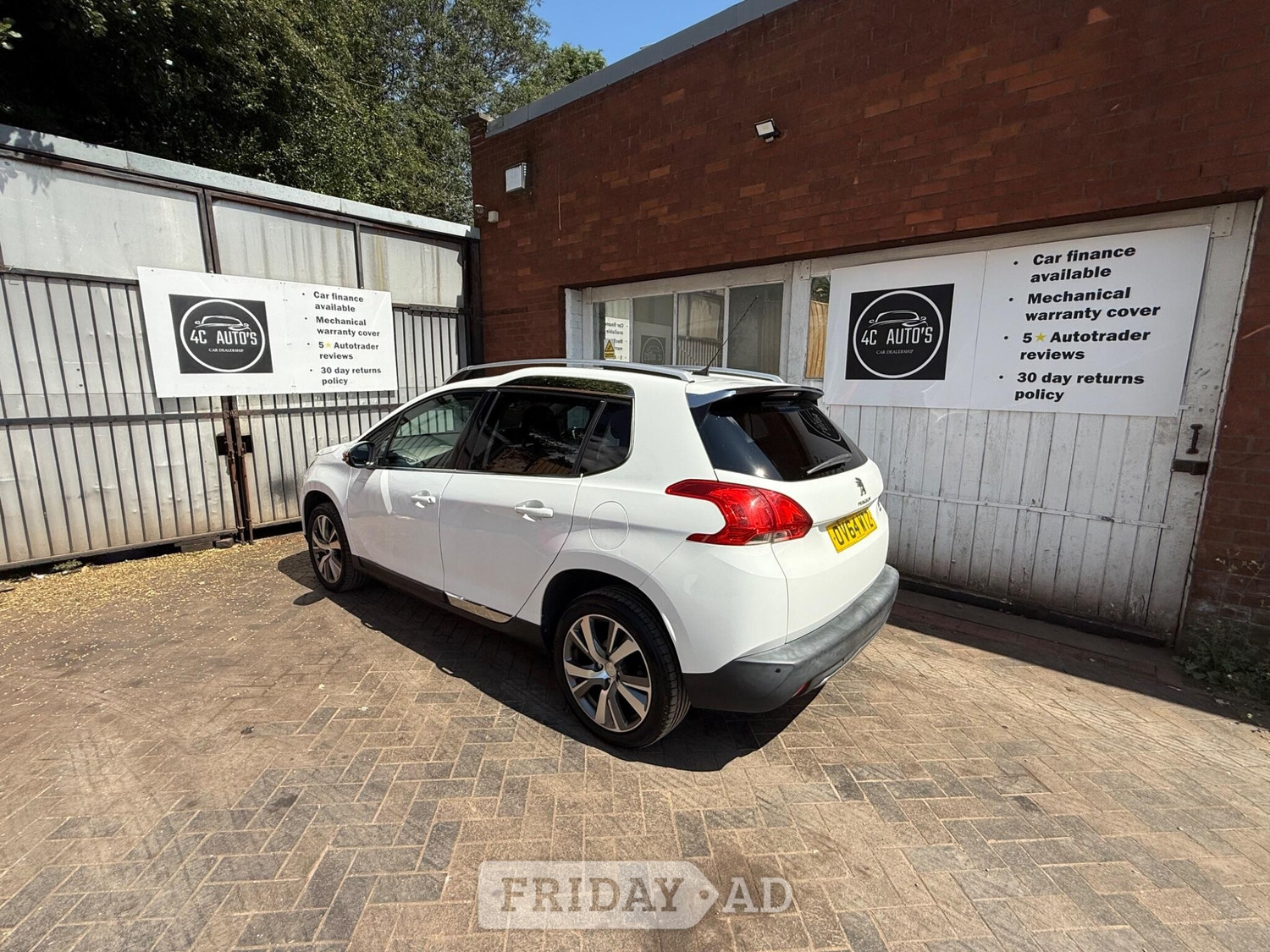 [ berth ]Peugeot 2008