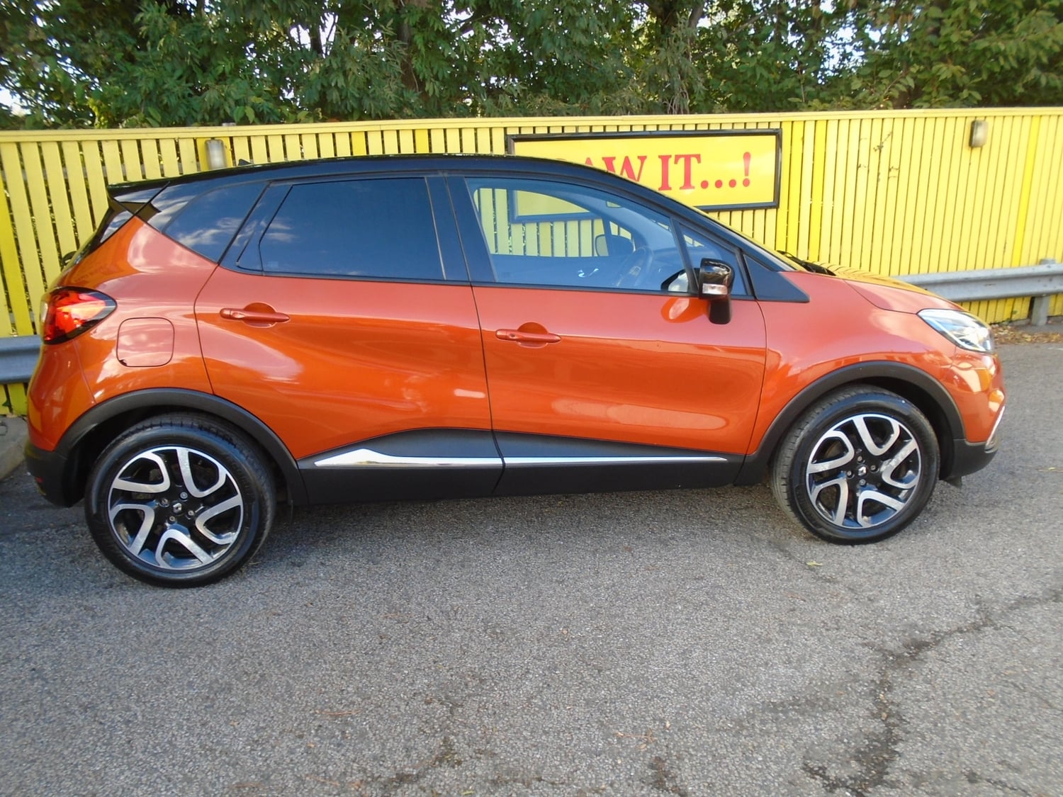 Renault Captur 2014 - Cars in Worthing