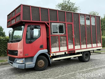 Box Van  DAF Horsebox