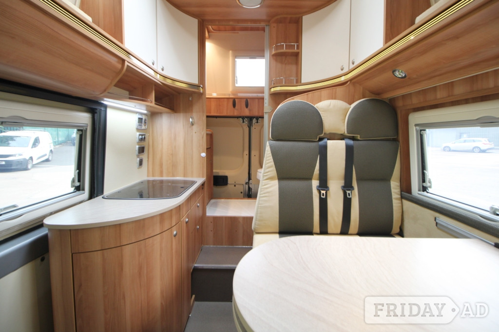 [2 berth ]Globecar Vario 499
