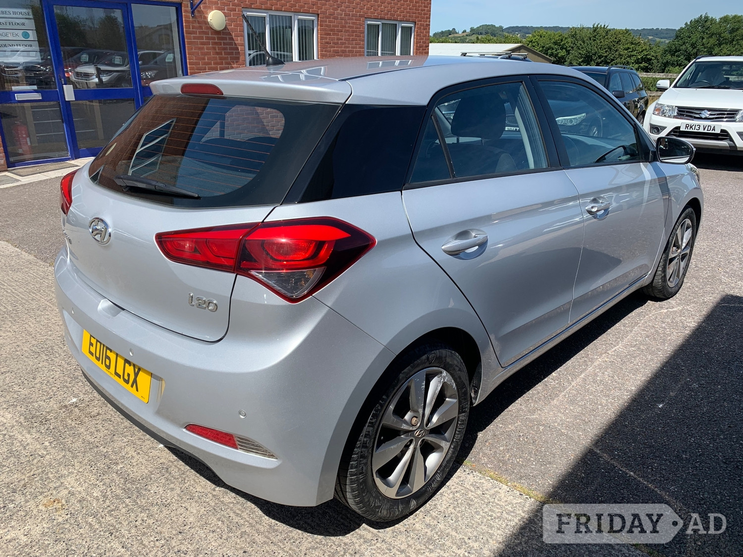 [ berth ]Hyundai i20