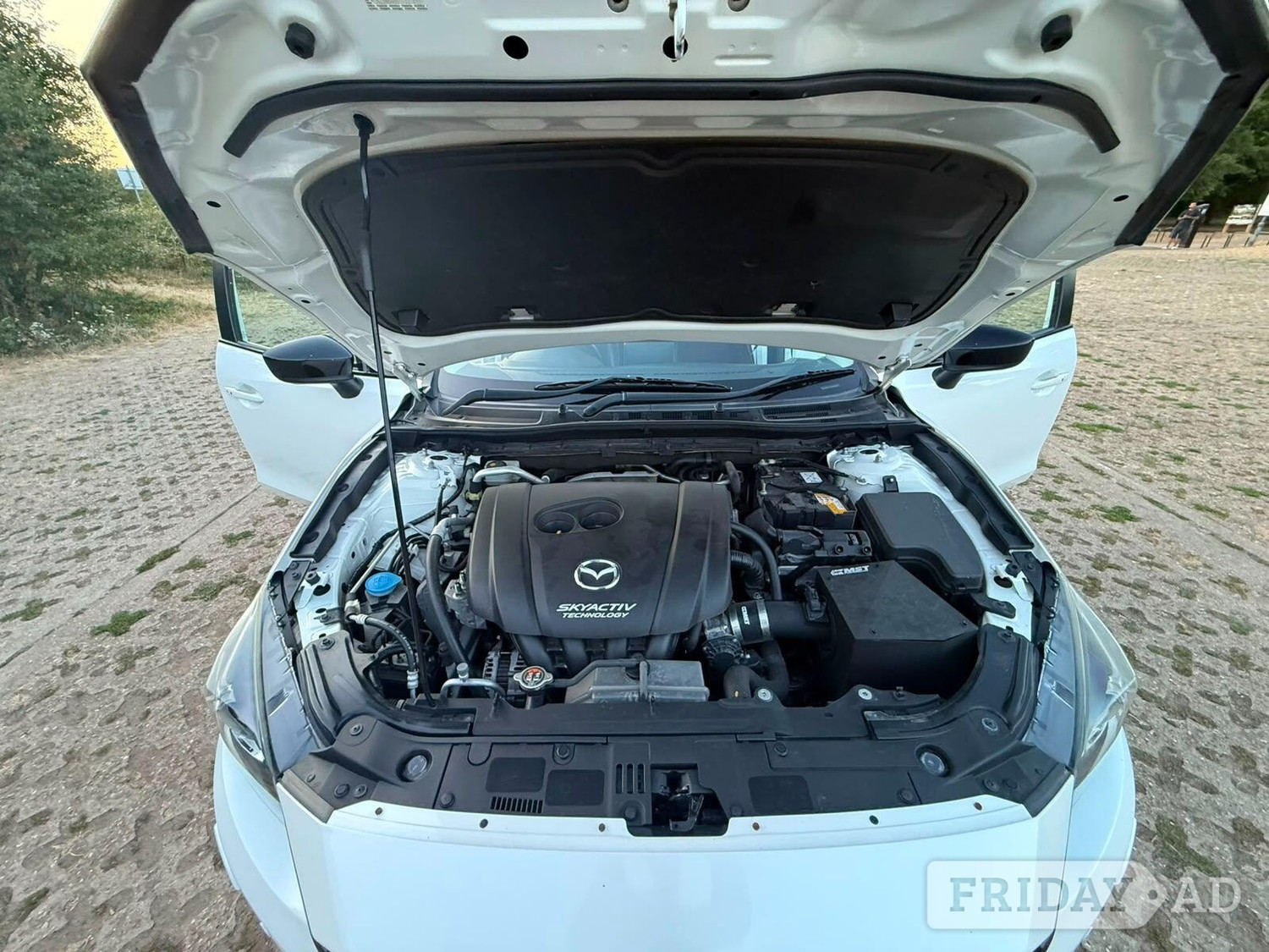 Mazda 3 2016 - Cars in Swanley